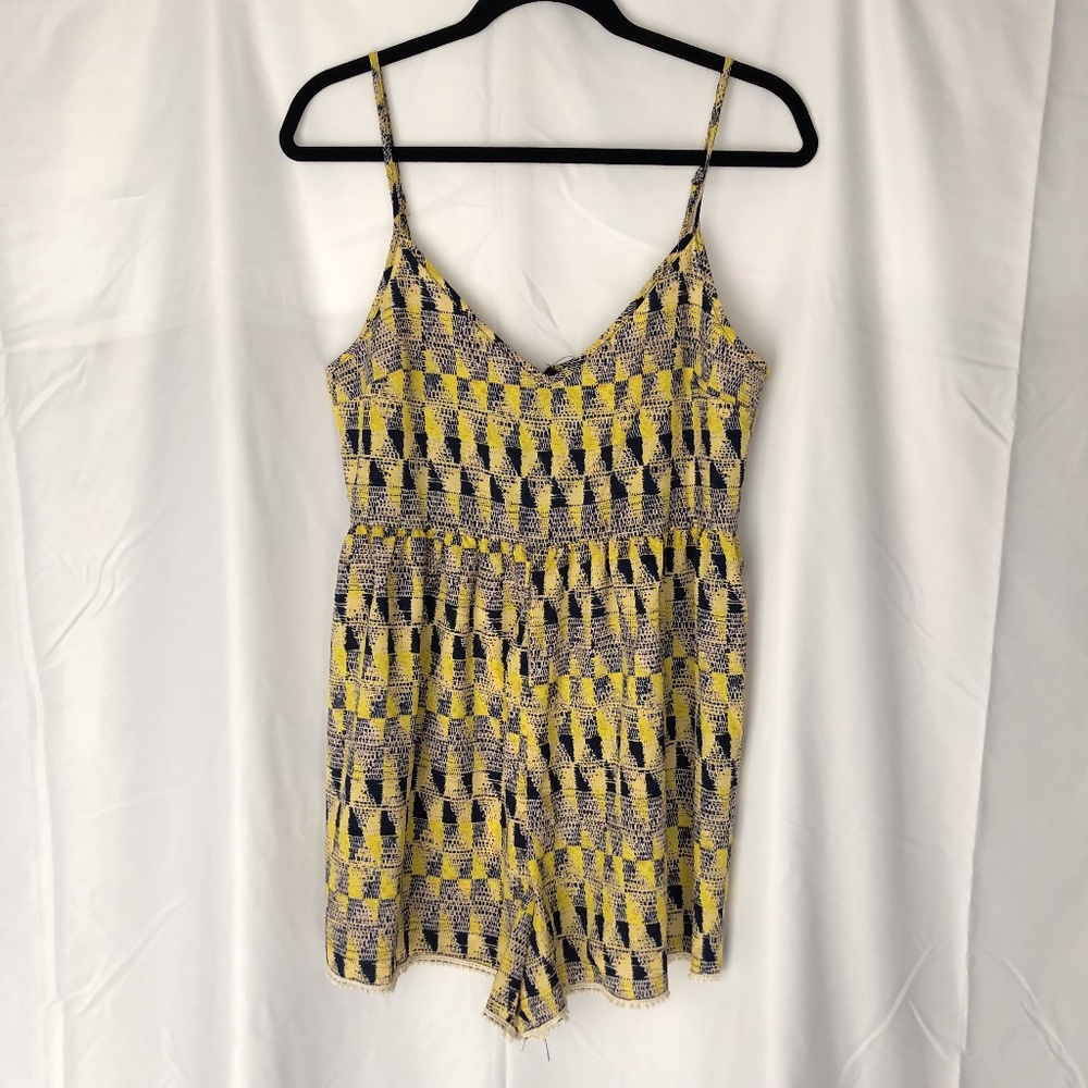 Yellow and Navy-Blue Faded Triangle Design Romper